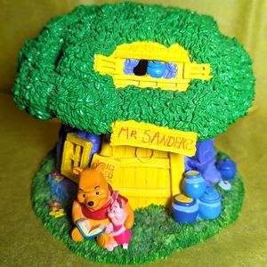 Winnie Pooh and Piglet Light. (Read description)